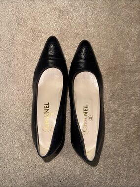 CHANEL Black Leather Pointed Cap-Toe Pumps